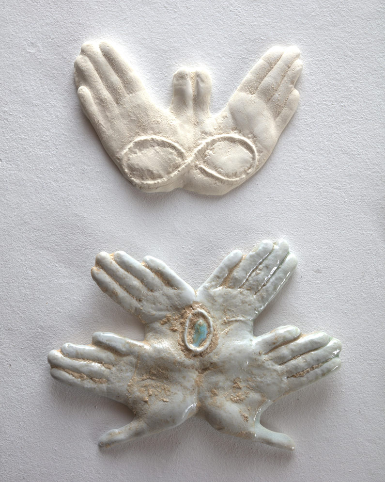Hidden_while_we_are_alive_hands_Lisbet_Thorborg_Andersen